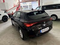 Usado Seat Leon Reference 116 CV (85 kW) 2021 Negro Utilitario