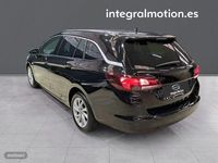 Usado Opel Astra 105 CV (77 kW) 2021 Negro Familiar