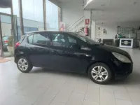 Usado Opel Corsa 86 CV (63 kW) 2010 Negro Utilitario