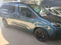 Nuevo Citroën Berlingo 131 CV (96 kW) 2026 Azul Monovolumen