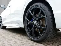 Usado VW Golf VIII R 320 CV (235 kW) 2024 Blanco Berlina