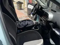 Usado Renault Twingo Intens 70 CV (51 kW) 2019 Azul Utilitario