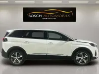 Usado Peugeot 5008 Allure 131 CV (96 kW) 2023 Blanco SUV