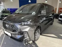 Usado Ford Tourneo Custom Titanium X 150 CV (110 kW) 2025 Gris / plata Van