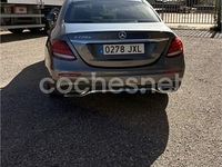 Usado Mercedes E220 194 CV (142 kW) 2017 Gris / plata Berlina