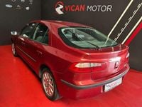 Usado Renault Laguna II Dynamique 120 CV (88 kW) 2004 Granate Berlina