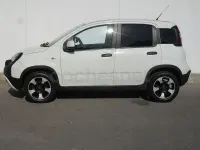Usado Fiat Panda Cross Cross 70 CV (51 kW) 2023 Blanco Utilitario