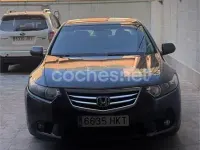 Usado Honda Accord Elegance 150 CV (110 kW) 2012 Gris / plata Berlina