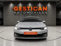 Usado VW Golf VIII Life 110 CV (80 kW) 2021 Gris / plata Berlina