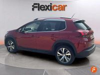 Usado Peugeot 2008 Allure 110 CV (80 kW) 2018 Rojo SUV