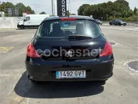 Usado Peugeot 308 Business-Line 90 CV (66 kW) 2010 Negro Berlina