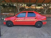 Usado Dacia Logan Ambiance 70 CV (51 kW) 2008 Rojo Berlina