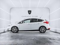 Usado Ford Focus Titanium 125 CV (91 kW) 2017 Blanco Berlina
