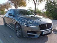 Usado Jaguar XF R-Sport 180 CV (132 kW) 2016 Gris / plata Berlina