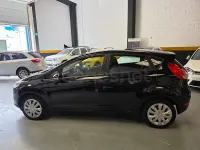 Usado Ford Fiesta Trend 82 CV (60 kW) 2016 Negro Utilitario