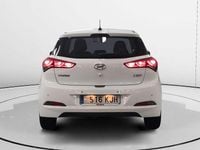 Usado Hyundai i20 90 HP (66 kW) 2018 Branco Citadino