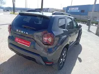 Usado Dacia Duster Journey 150 CV (110 kW) 2024 Gris / plata SUV