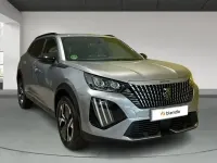 Usado Peugeot 2008 Allure 100 CV (73 kW) 2024 Gris SUV