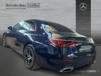 Usado Mercedes E300 204 CV (150 kW) 2024 Azul náutico Berlina