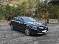 Käytetty Mercedes GLA200 Style 136 HP (100 kW) 2016 Musta Katumaasturi