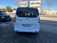 Usado Ford Tourneo Courier Sport 100 CV (73 kW) 2021 Blanco Monovolumen