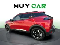Usado Peugeot 2008 Allure 131 CV (96 kW) 2023 Rojo SUV
