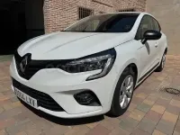 Usado Renault Clio V Business 100 CV (73 kW) 2022 Blanco Berlina