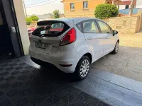 Usado Ford Fiesta Trend 82 CV (60 kW) 2017 Blanco Utilitario