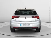 Usado Opel Astra Design & Tech 130 CV (95 kW) 2021 Gris