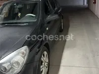 Usado Opel Astra Edition 110 CV (80 kW) 2009 Negro Familiar