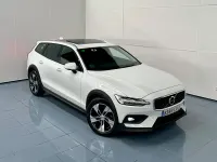 Usado Volvo V60 CC 197 CV (144 kW) 2021 Blanco Familiar