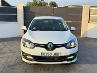 Usado Renault Mégane III LIMITED 110 CV (80 kW) 2015 Blanco Utilitario