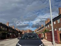 Usado Hyundai i20 84 CV (61 kW) 2018 Gris / plata Berlina