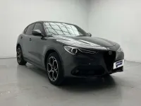 Usado Alfa Romeo Stelvio Sprint 190 CV (139 kW) 2022 Grigio lava SUV