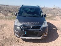 Usado Peugeot TePee Outdoor 120 CV (88 kW) 2016 Marrón Monovolumen