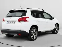 Usado Peugeot 2008 Allure 130 CV (95 kW) 2015 SUV
