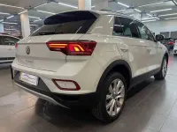 Usado VW T-Roc Life 150 CV (110 kW) 2023 Blanco SUV