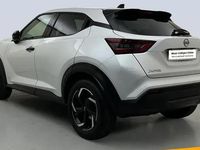 Usado Nissan Juke Acenta 114 CV (83 kW) 2024 Lunar white (metalizado) SUV