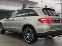 Usado Mercedes GLC300e 306 CV (225 kW) 2021 Beige SUV