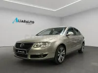 Usado VW Passat Highline 150 HP (110 kW) 2007 Bege Sedan