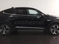 Usado Renault Arkana Techno 145 CV (106 kW) 2024 Negro SUV