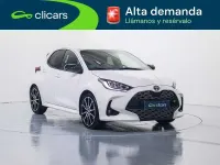 Käytetty Toyota Yaris Hybrid Sport 75 HP (55 kW) 2023 Valkoinen Sedan