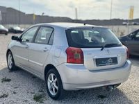 Usado Toyota Corolla Sol 109 CV (80 kW) 2003 Gris Utilitario