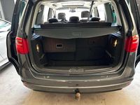 Usado Seat Alhambra Style 177 CV (130 kW) 2013 Plateado Monovolumen