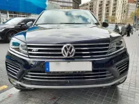 Usado VW Touareg R-line 262 CV (192 kW) 2017 Azul SUV