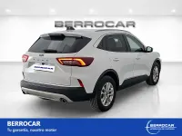Usado Ford Kuga Titanium 150 CV (110 kW) 2025 Blanco SUV