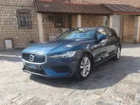 Usado Volvo V60 Momentum 150 CV (110 kW) 2019 Azul Familiar