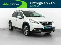Usado Peugeot 2008 Allure 130 CV (95 kW) 2019 Blanco SUV