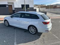 Usado Seat Leon ST 150 CV (110 kW) 2018 Blanco Familiar