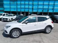 Usado Seat Arona Style 95 CV (69 kW) 2019 Blanco SUV